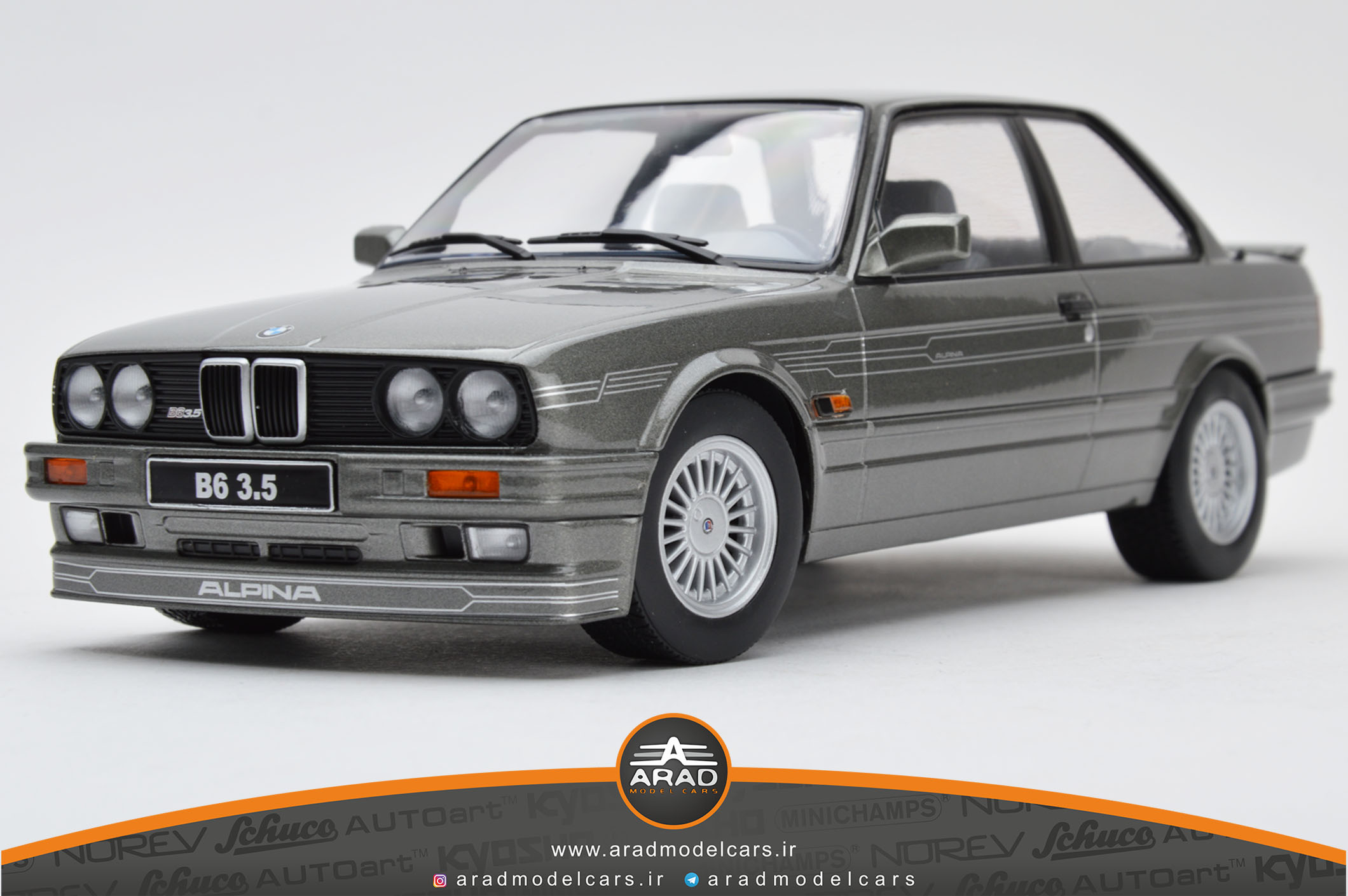 BMW E30 Alpina B5 3.5 gray