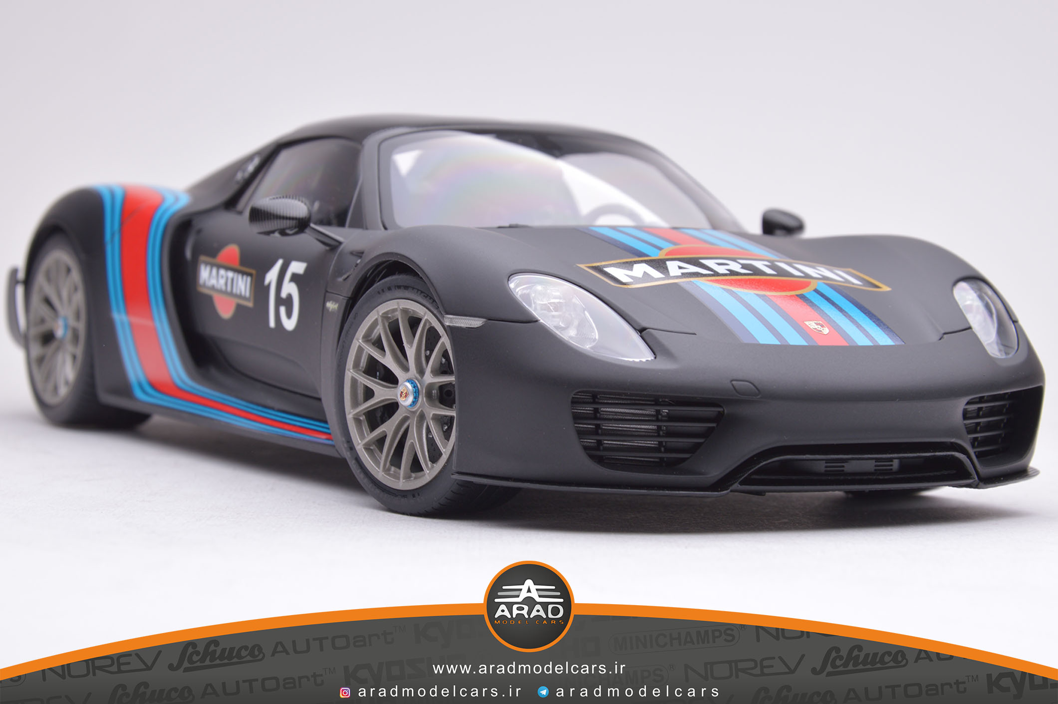 Porsche 918 Spyder Martini matt black